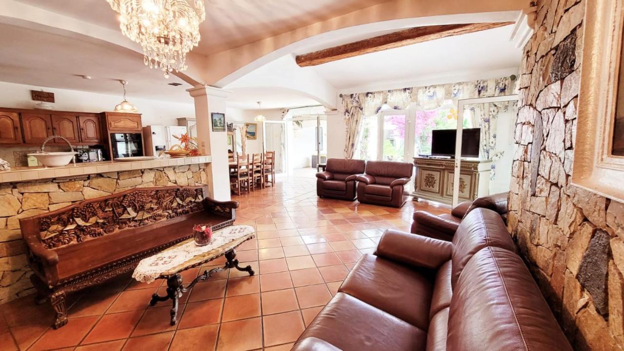 Villa Provencale A Sainte Maxime, Golf De Saint Tropez Exterior photo